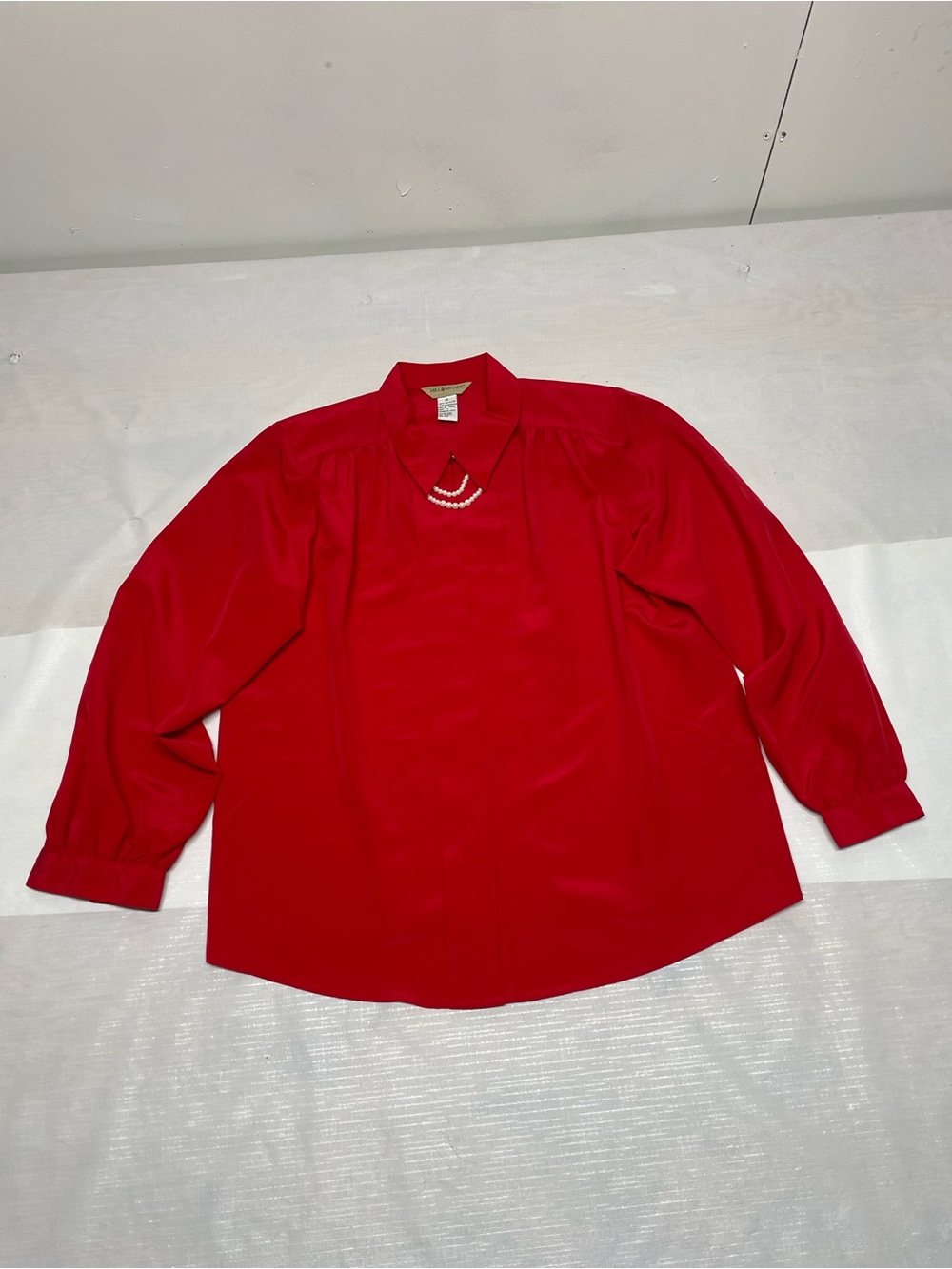 Women's Hill Arched Red Long-Sleeve Button-Down Shirt Sz:14